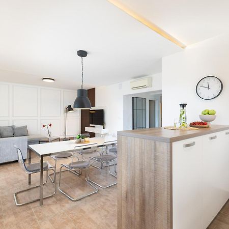 Apartment Sasso Сплит Екстериор снимка