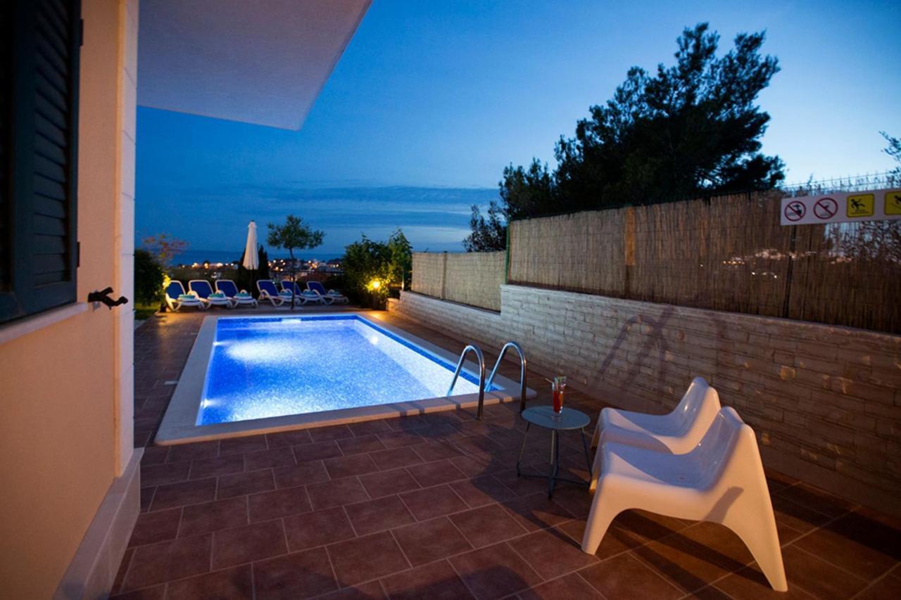 Apartment Sasso Сплит Екстериор снимка